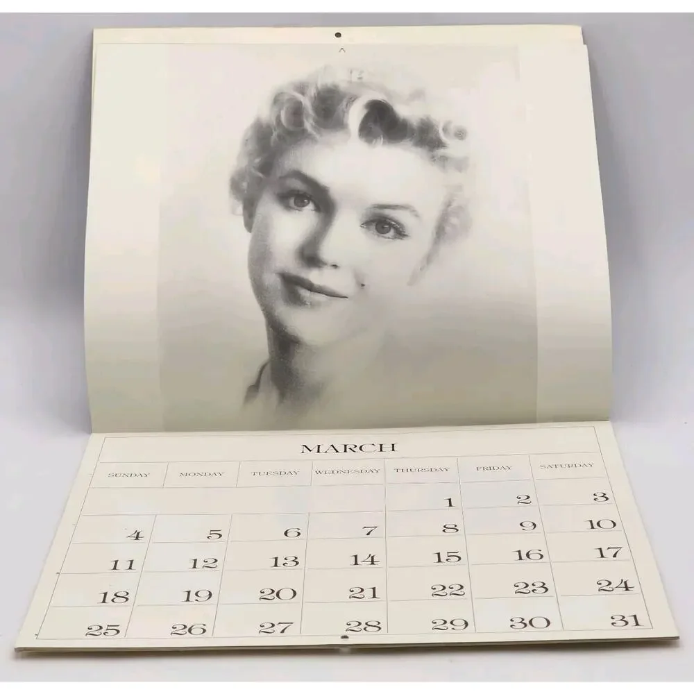 Marilyn Monroe 1984 Calendar Oversized B & W Pin-Up Photos by Milton Greene VTG